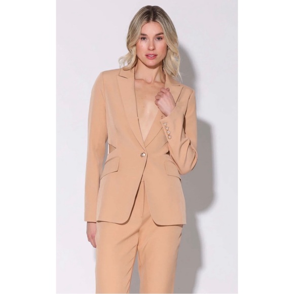 Walter Baker Felicia Blazer